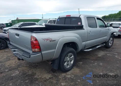 2007 Toyota Tacoma Prerunner V6 z USA, uszkodzony, nr VIN 5TEKU72NX7Z443779